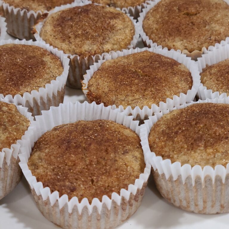 Fat-free Date and Semolina Banana Muffins