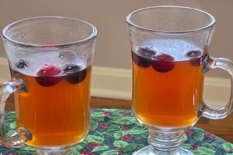 Cranberry-Apple Wassail